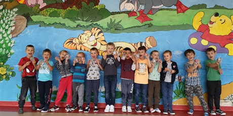 Powiększ grafikę: dzien-chlopca-w-klasach-0-3-98853.jpg