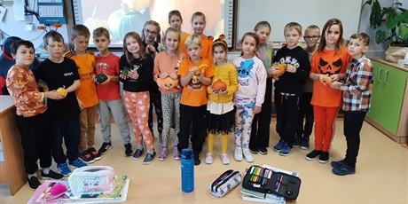 Powiększ grafikę: Dzień Dyni w kl.2b 