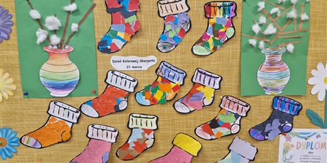 Powiększ grafikę: Kolorowe skarpetki kl.1c.