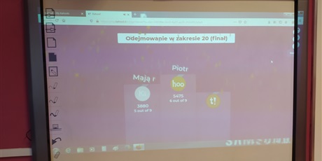 Powiększ grafikę: kahoot-bawi-i-uczy-w-klasie-2b-221658.jpg