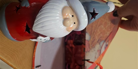 Powiększ grafikę: Mikołajki w kl.2c.