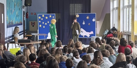 Powiększ grafikę: maly-ksiaze-693124.jpg