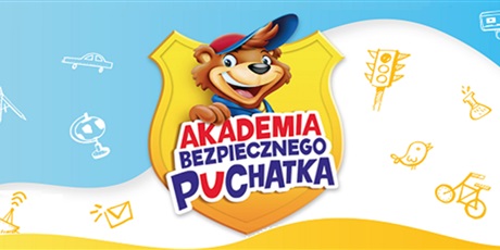 Pierwszoklasiści z certyfikatem Akademii Bezpiecznego Puchatka