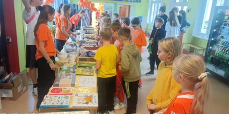 Powiększ grafikę: Klasa 3b podczas Dnia Tumbo