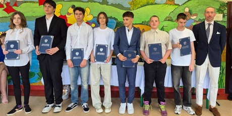 Powiększ grafikę: Wyróżnieni uczniowie