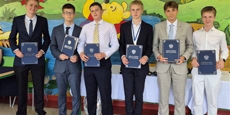 Powiększ grafikę: Wyróżnieni uczniowie