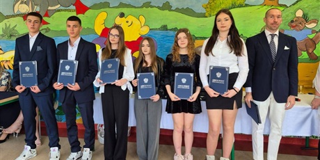 Powiększ grafikę: Wyróżnieni uczniowie
